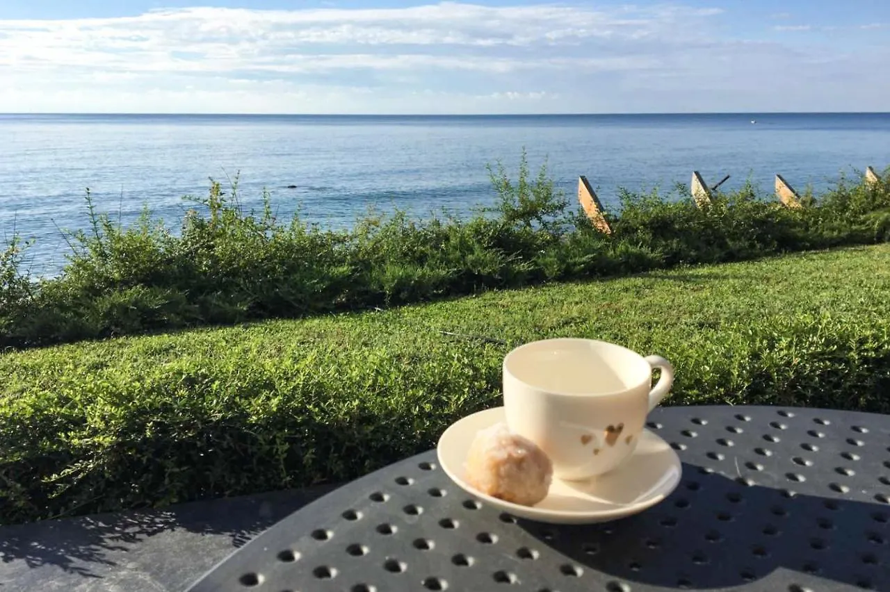 Beach Villa Varna - Cosiness 4 Meters From The Sea