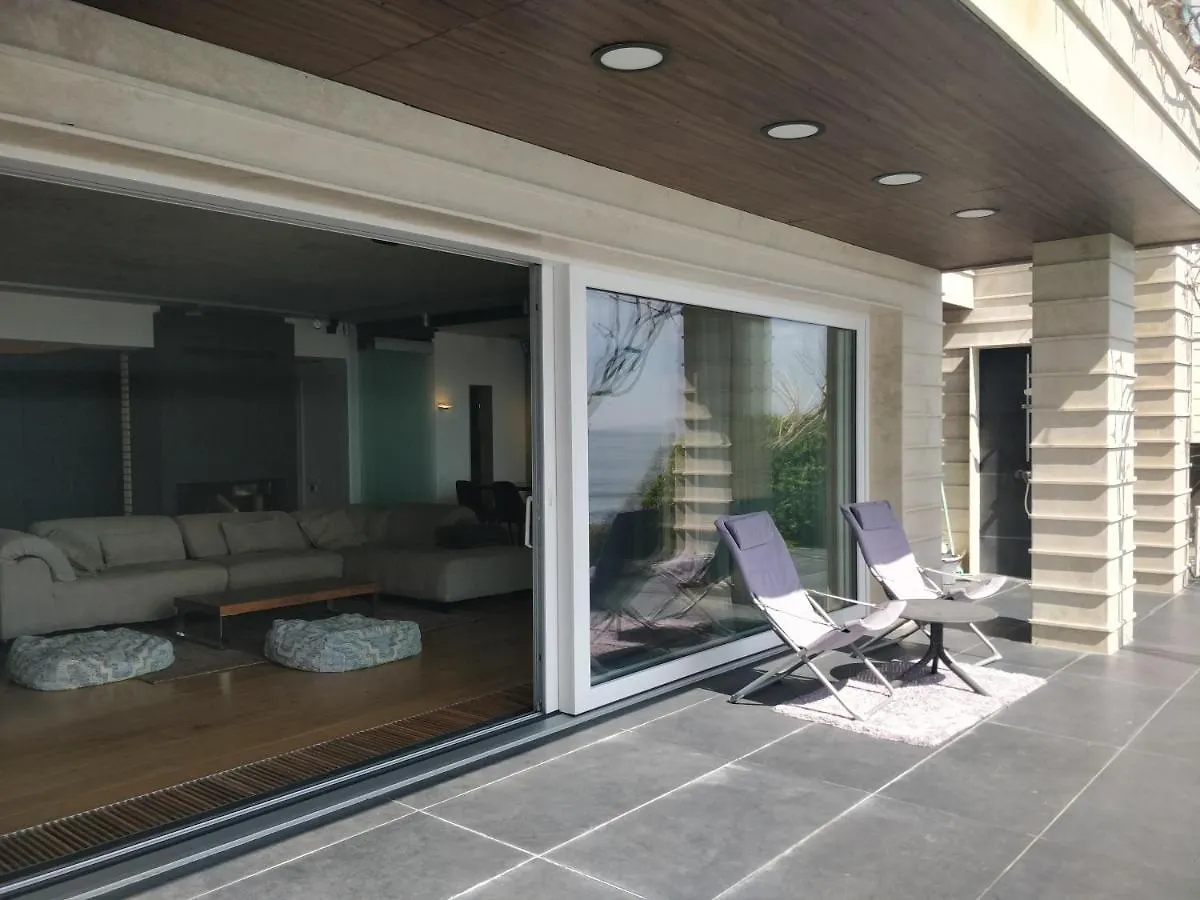 Beach Villa Varna - Cosiness 4 Meters From The Sea